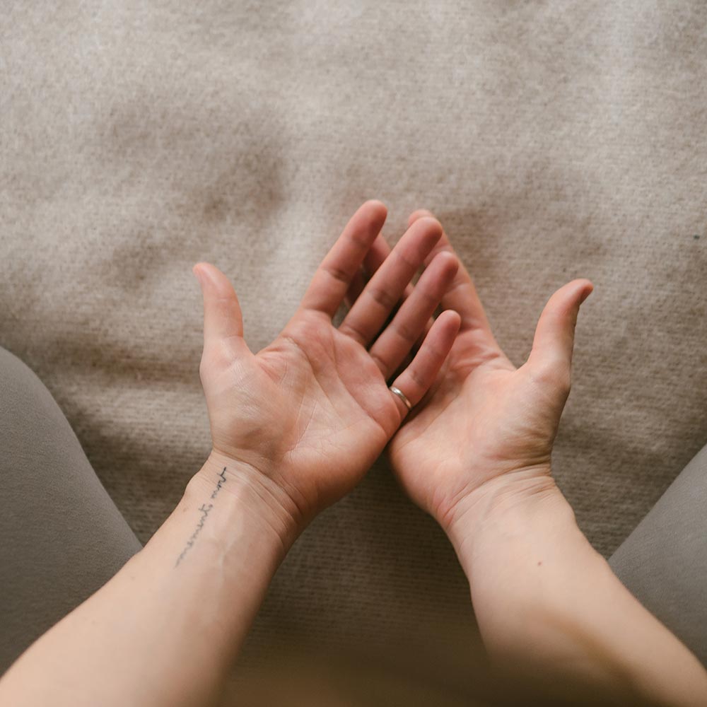 Flow-of-healing-handen-Linde Flow of Healing - Linde handen